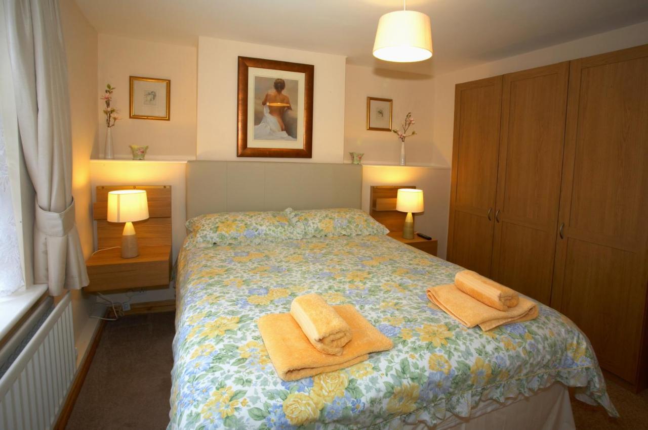 Saltburn Holidays Primrose Cottage Гисборо Экстерьер фото